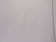 そのまま乾かすとしみになって現れます